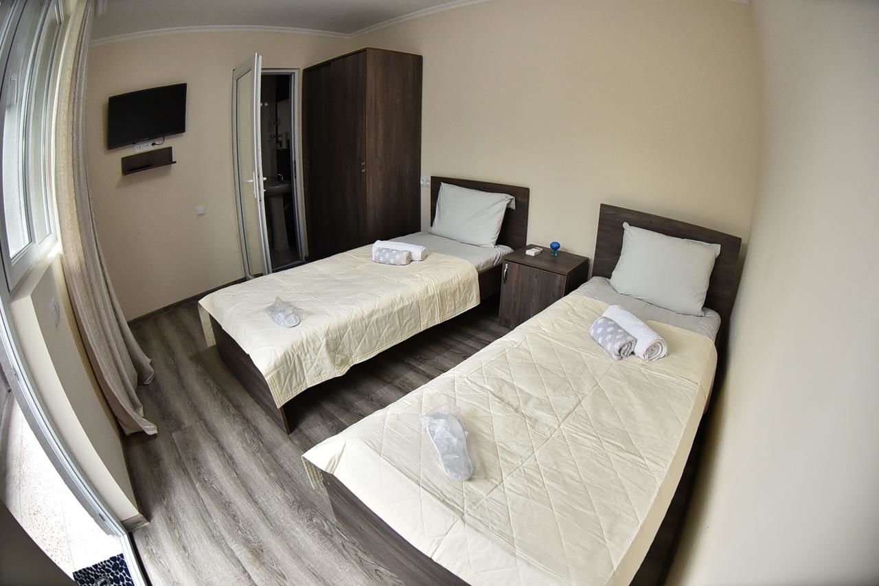 Отели типа «постель и завтрак» HOTEL SANI Батуми-19